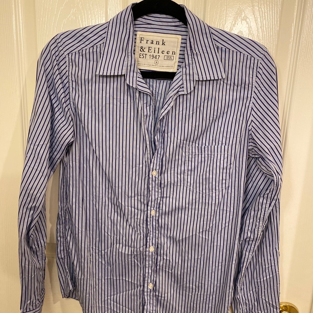 Frank & Eileen Blue Stripe Button Down Small